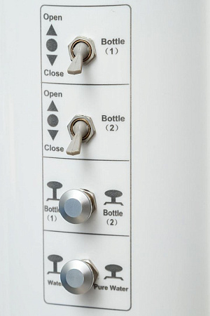 MERCURY 550 - стоматологическая установка с нижней подачей инструментов