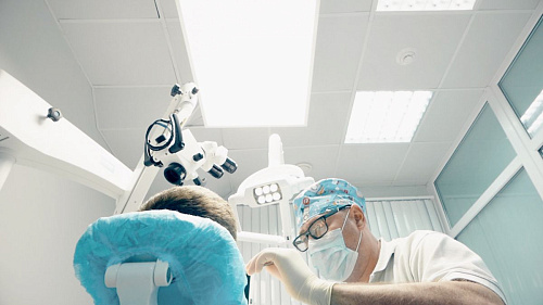 ДентЛайт Эко - бестеневой стоматологический LED светильник